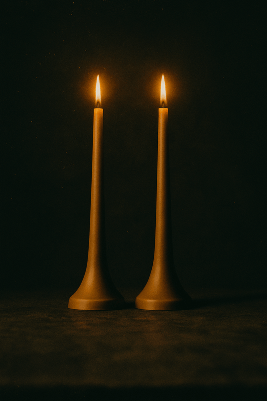 Double Dinners pillar candles burning softly, made from pure beeswax, 27x7cm, sustainable and hypoallergenic.
