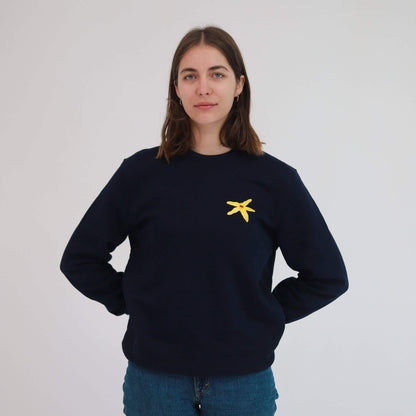 Starfish unisex sweatshirt from Eco-Friendly-Online-Shop, offering a comfortable, ocean-inspired layer for sustainable everyday wear.