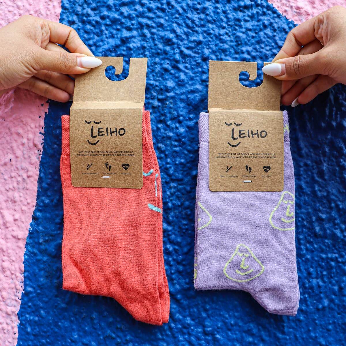Unisex Coral Leiho Bamboo Socks from Eco-Friendly-Online-Shop, offering super soft, breathable comfort for sustainable everyday wear.