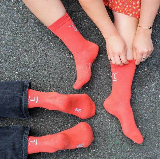 Unisex Coral Leiho Bamboo Socks from Eco-Friendly-Online-Shop, offering super soft, breathable comfort for sustainable everyday wear.