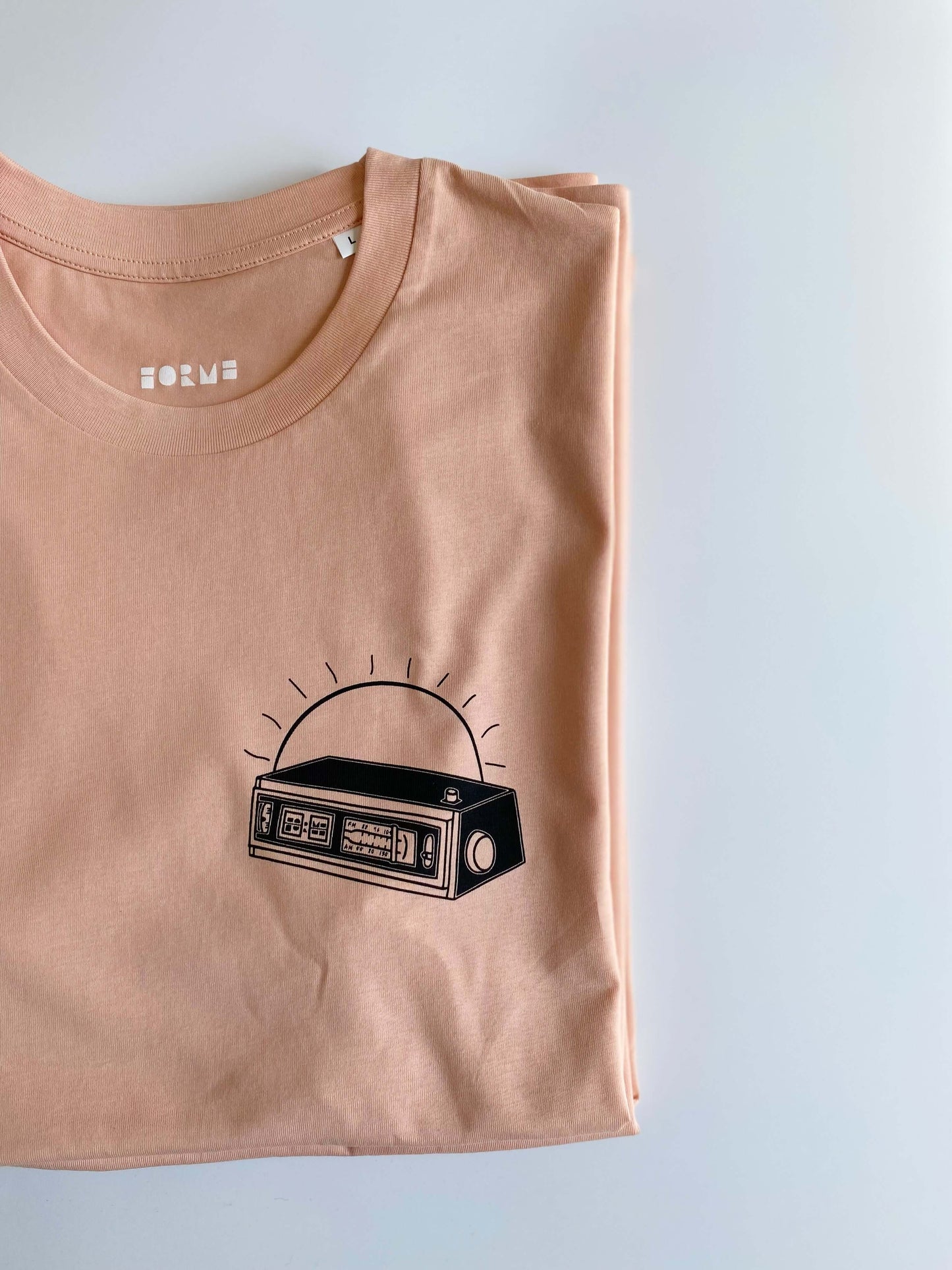 Golden Hour Radio – Unisex Organic Cotton T-Shirt (Peach)