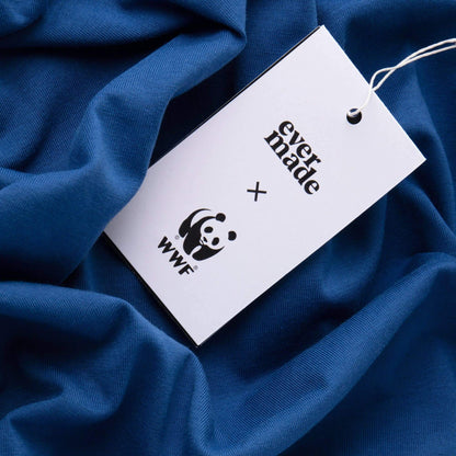 Whale unisex T-shirt from Eco-Friendly-Online-Shop, featuring a marine-themed design for sustainable everyday style.